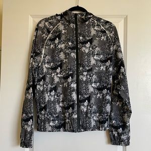 Hunter for Target Exclusive Windbreaker with Reflective Logo in Black & Grey